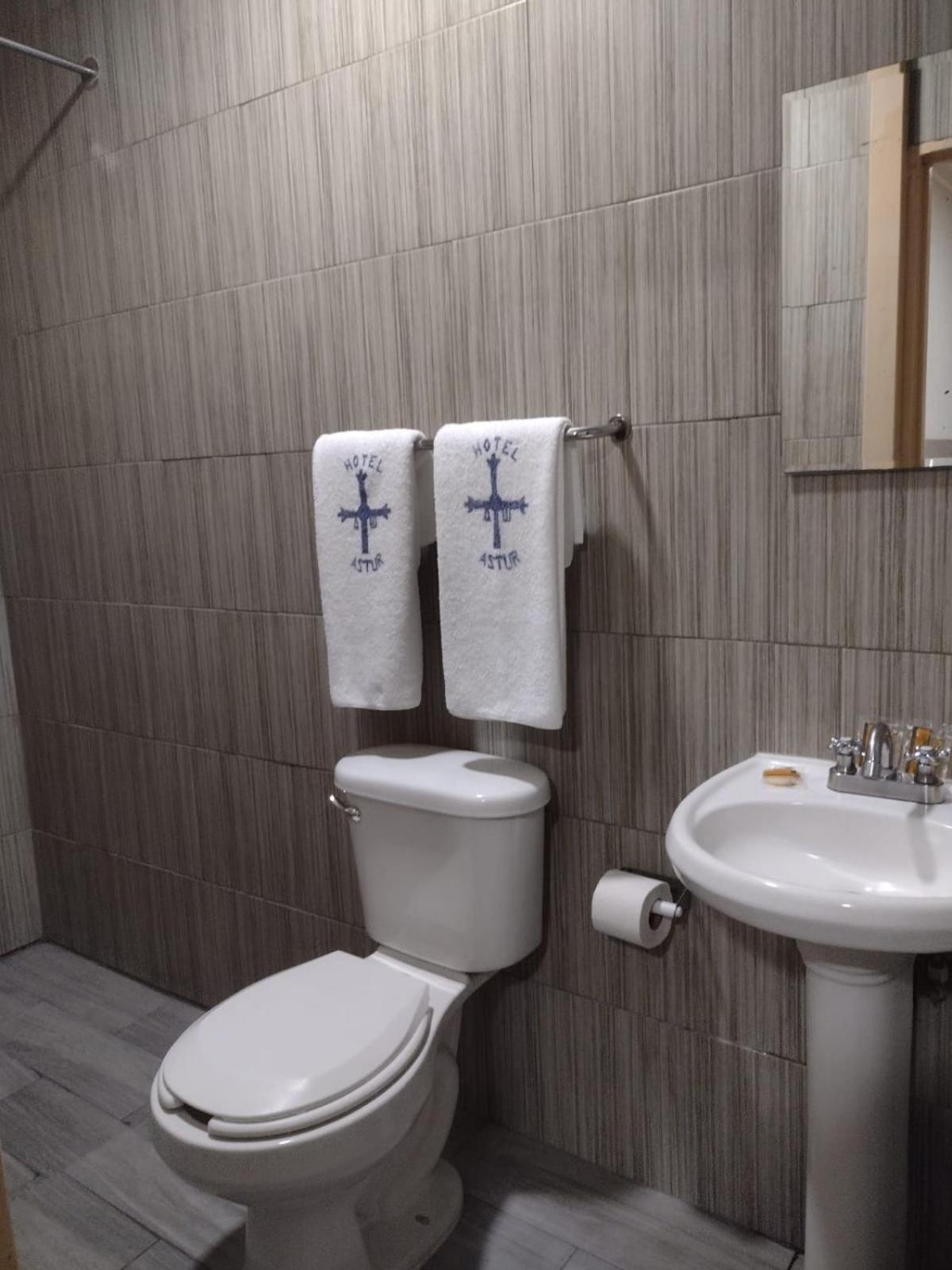 Hotel Astur (Adults Only) Guadalajara Eksteriør bilde