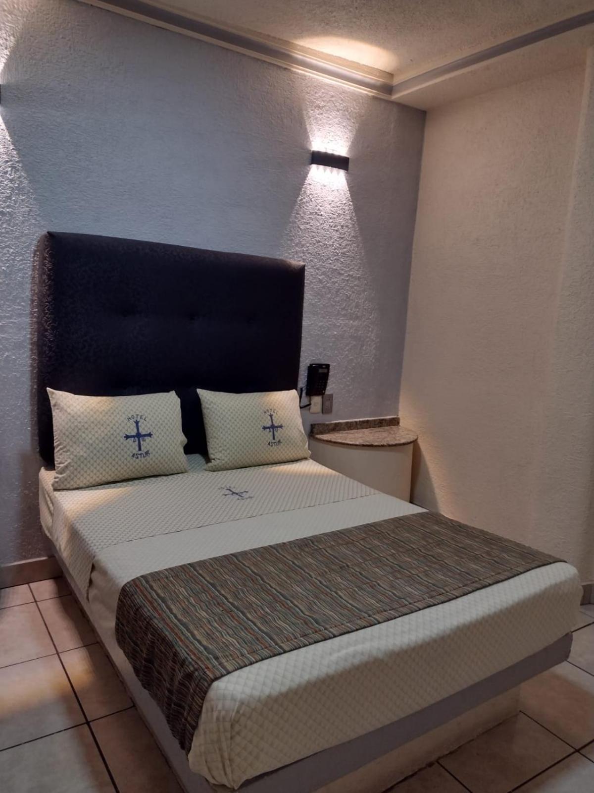 Hotel Astur (Adults Only) Guadalajara Eksteriør bilde